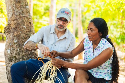 Handicrafts and Community Tourism: Foundations for Economic Growth in Tapajós Communities